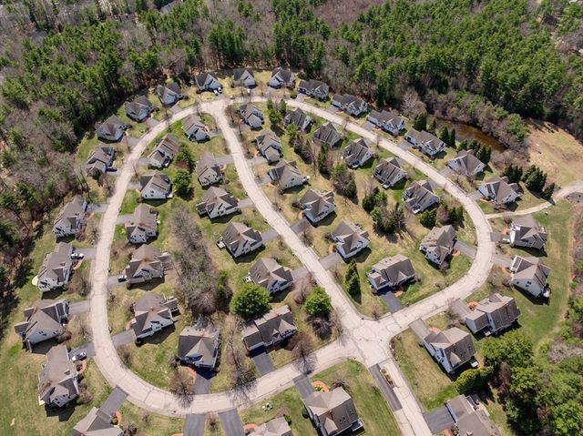 25 Arbor Hills 25, Kingston, MA 02364