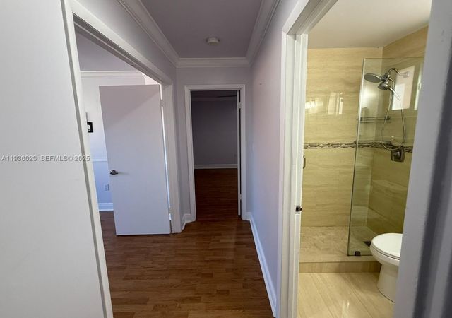 8510 NW 1st Ter, Miami, FL 33126