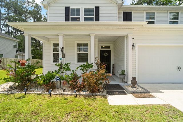 689 W Butternut Road, Summerville, SC 29483