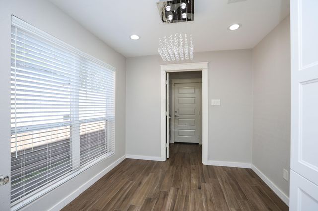 2214 Holly Knoll Street, Houston, TX 77077