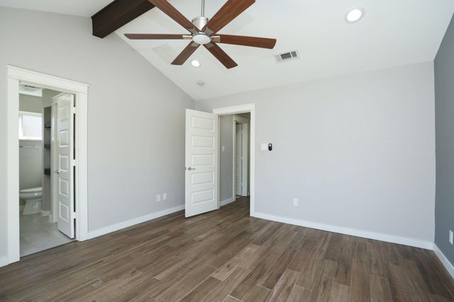 2214 Holly Knoll Street, Houston, TX 77077