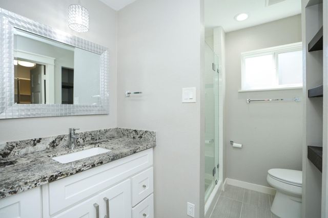 2214 Holly Knoll Street, Houston, TX 77077