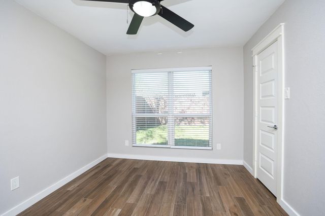 2214 Holly Knoll Street, Houston, TX 77077