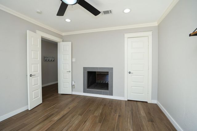 2214 Holly Knoll Street, Houston, TX 77077