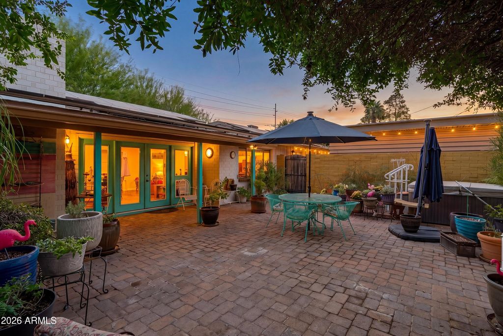 5525 N 12TH Street, Phoenix, AZ 85014 — exterior