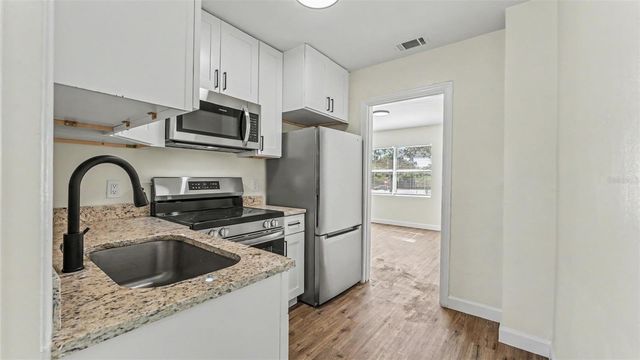 621 HOLLINGSWORTH ROAD, Lakeland, FL 33801