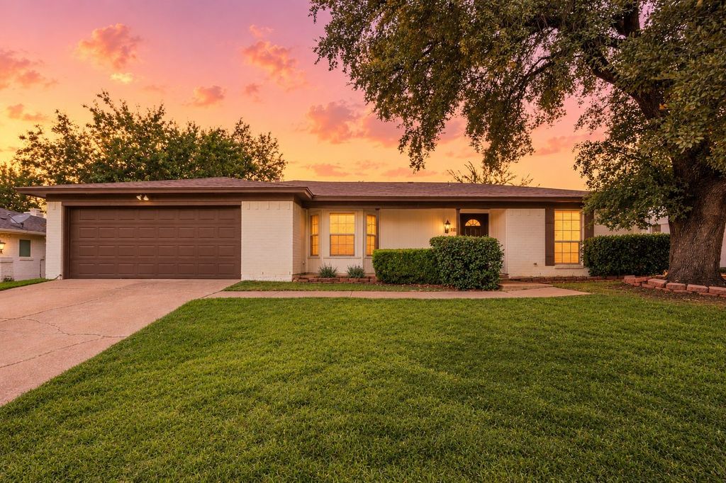 7613 N Richland Boulevard, North Richland Hills, TX 76180 — exterior