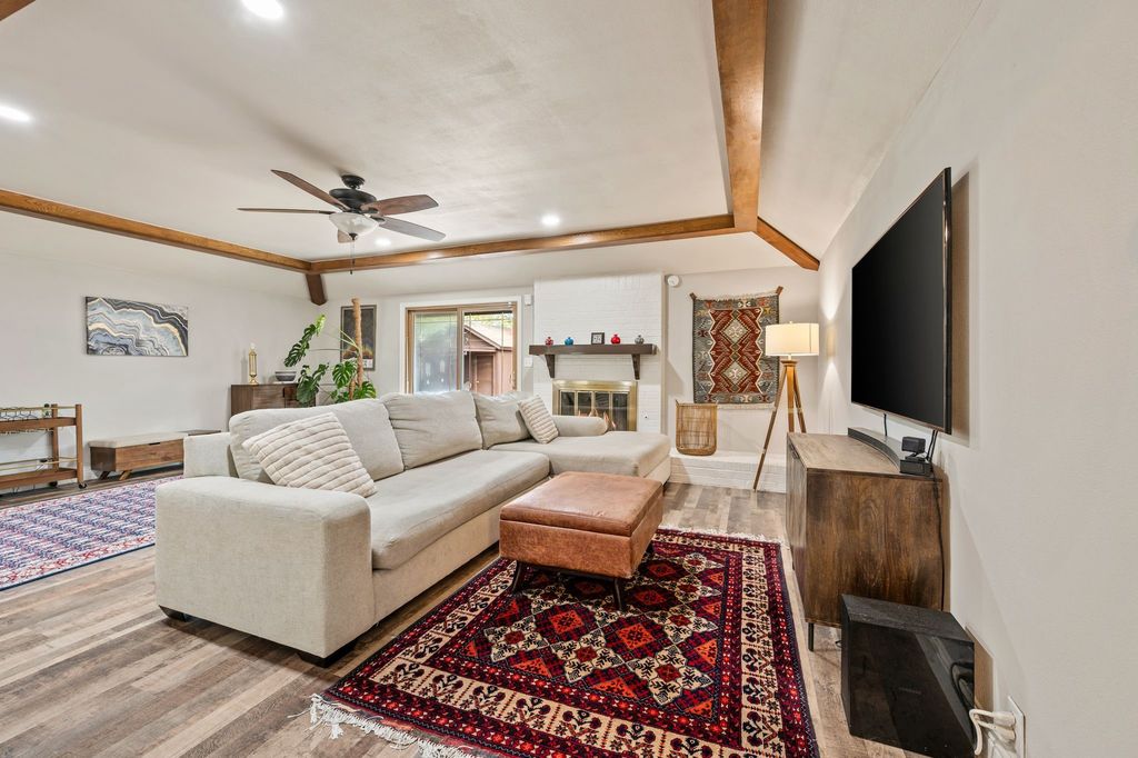 7613 N Richland Boulevard, North Richland Hills, TX 76180 — photo 2