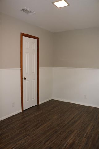 710 W 7th Street, Freeport, TX 77541