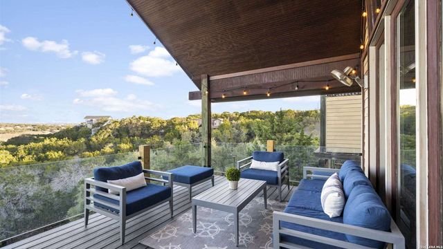 717 Riviera, Canyon Lake, TX 78133