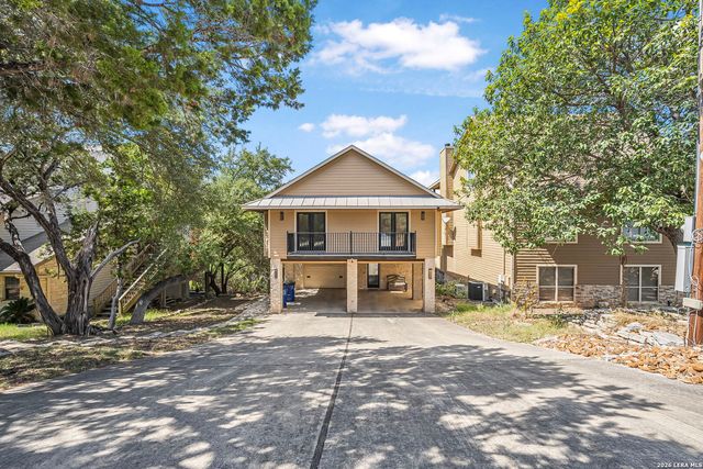 717 Riviera, Canyon Lake, TX 78133