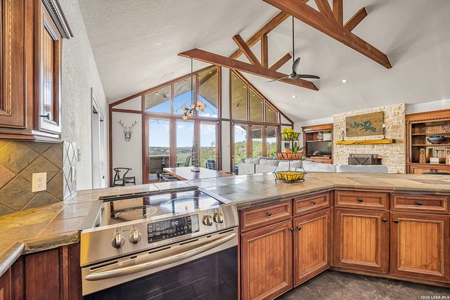 717 Riviera, Canyon Lake, TX 78133
