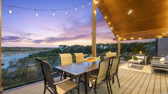 717 Riviera, Canyon Lake, TX 78133