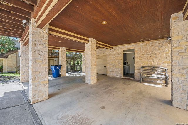 717 Riviera, Canyon Lake, TX 78133