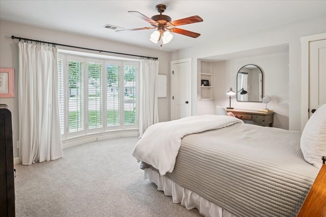 3334 Regent Drive, Dallas, TX 75229