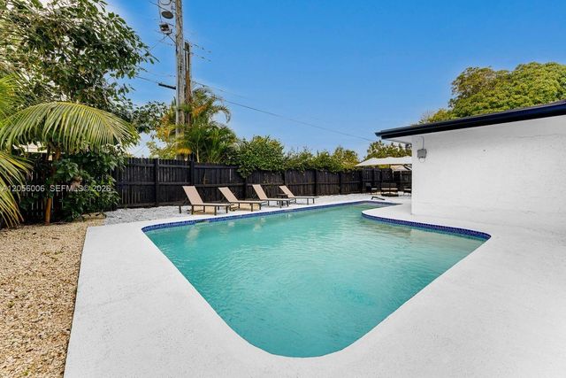600 N 66th Terrace, Hollywood, FL 33024