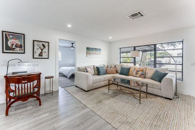 600 N 66th Terrace, Hollywood, FL 33024