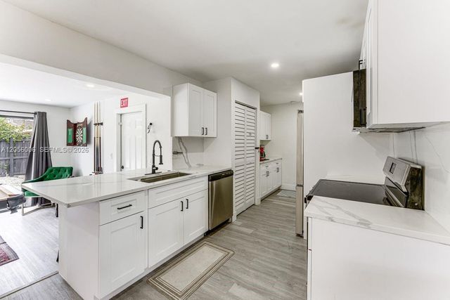 600 N 66th Terrace, Hollywood, FL 33024