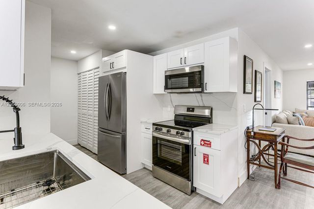 600 N 66th Terrace, Hollywood, FL 33024