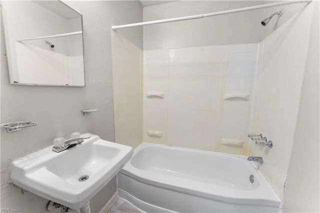 200 Pullman AVE, Portsmouth, VA 23707