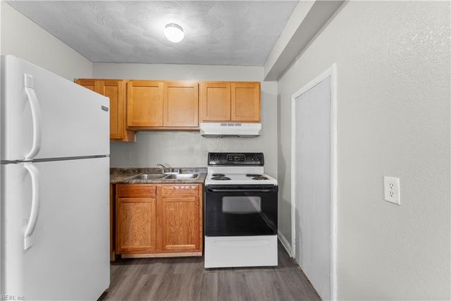 200 Pullman AVE, Portsmouth, VA 23707