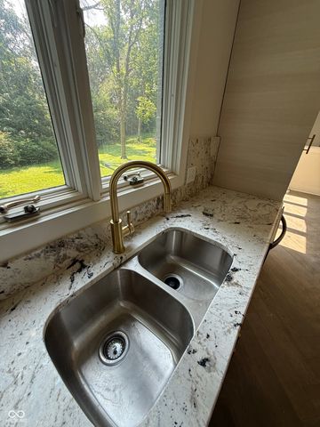 7811 Providence Circle, Indianapolis, IN 46250