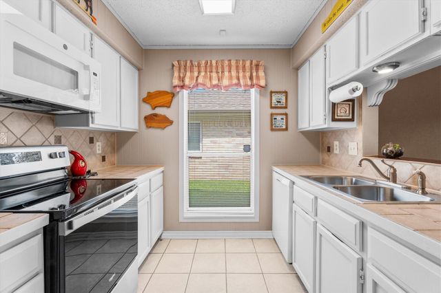 4315 Dawn Creek Lane, Spring, TX 77388
