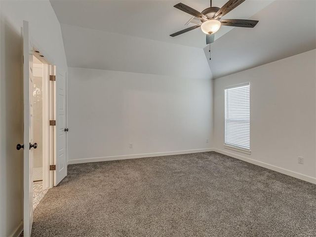 10505 NW 33rd Street, Yukon, OK 73099