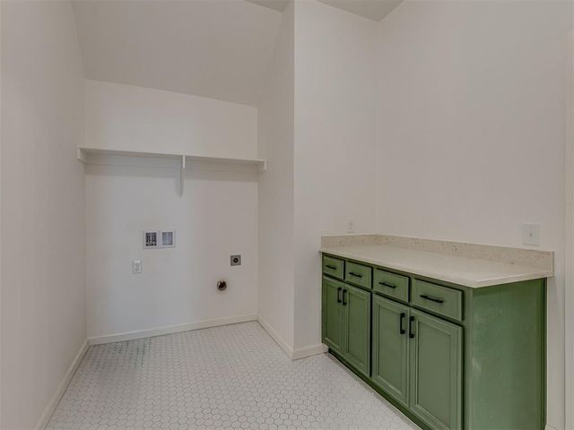 10505 NW 33rd Street, Yukon, OK 73099