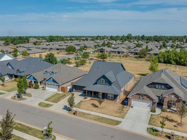 10505 NW 33rd Street, Yukon, OK 73099