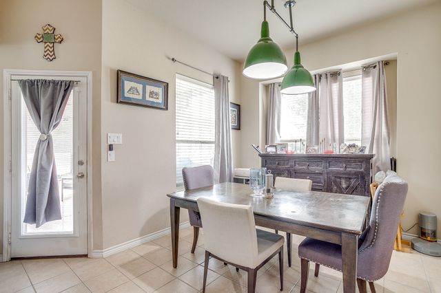 132 Creekwood Ranch Road, Azle, TX 76020