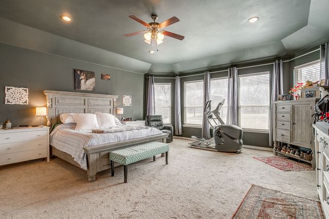 132 Creekwood Ranch Road, Azle, TX 76020