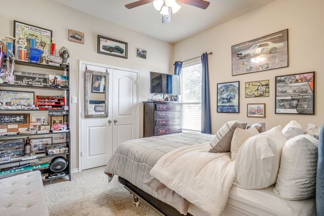 132 Creekwood Ranch Road, Azle, TX 76020