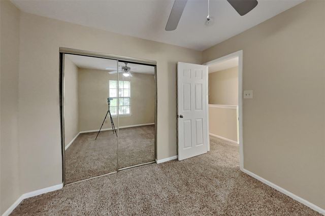 15 Kearny Brook Place, Spring, TX 77381