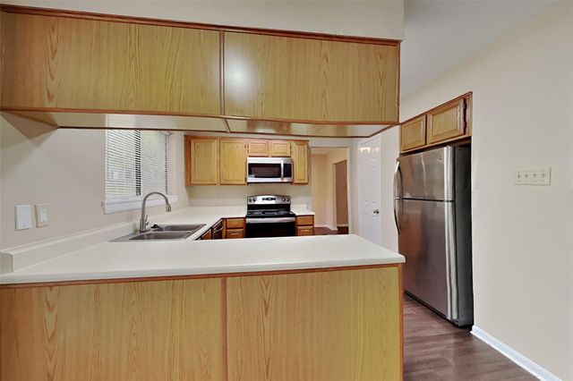 15 Kearny Brook Place, Spring, TX 77381