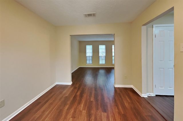 15 Kearny Brook Place, Spring, TX 77381
