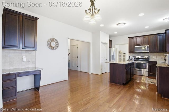 23883 Bayberry Court, South Lyon, MI 48178