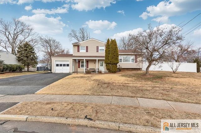 19 Lonsdale Drive, South Plainfield, NJ 07080