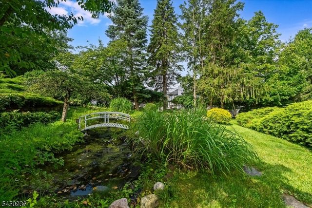 42 Lambert Dr, Sparta Twp., NJ 07871