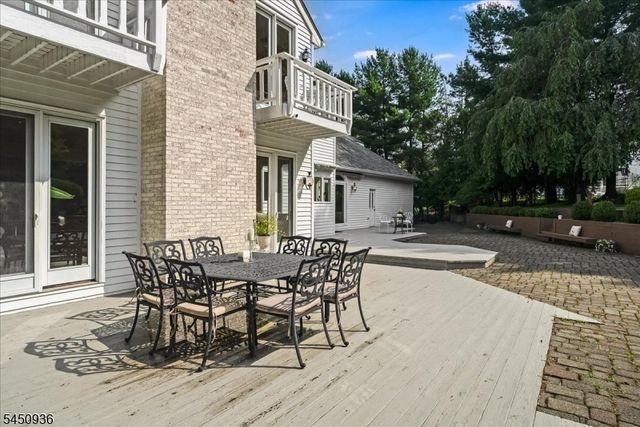 42 Lambert Dr, Sparta Twp., NJ 07871