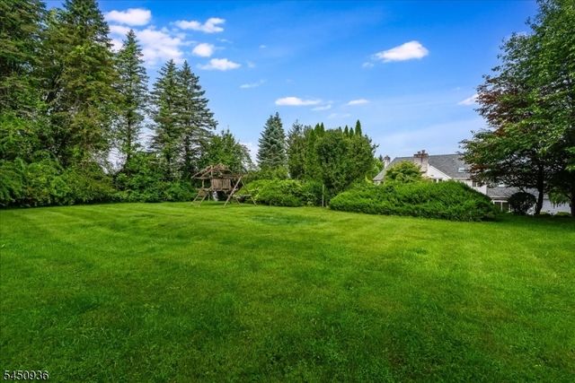 42 Lambert Dr, Sparta Twp., NJ 07871