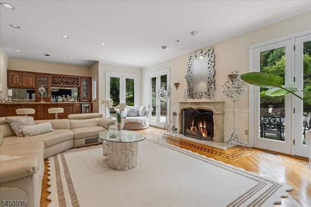 42 Lambert Dr, Sparta Twp., NJ 07871