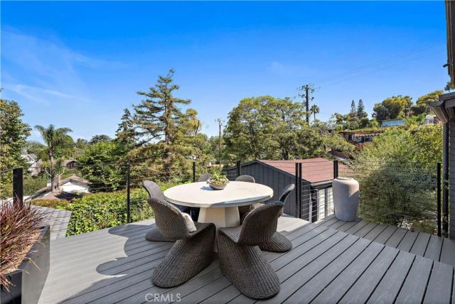 592 Bluebird Canyon Drive, Laguna Beach, CA 92651