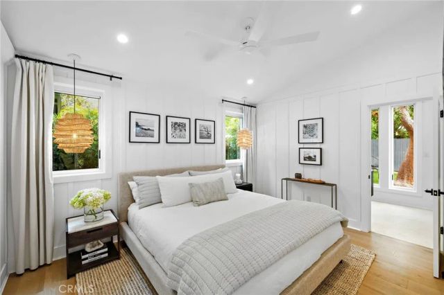 592 Bluebird Canyon Drive, Laguna Beach, CA 92651