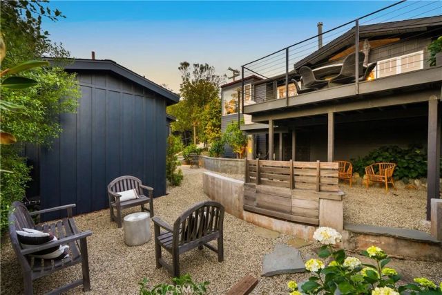 592 Bluebird Canyon Drive, Laguna Beach, CA 92651