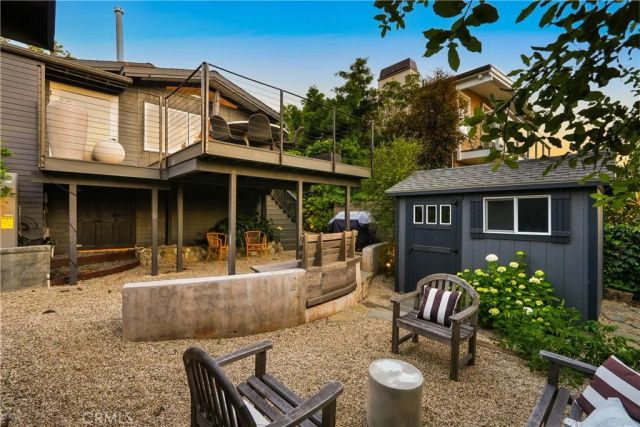 592 Bluebird Canyon Drive, Laguna Beach, CA 92651