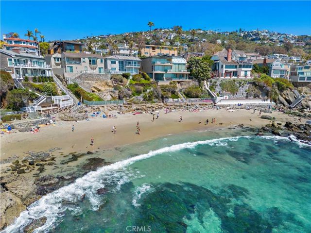 592 Bluebird Canyon Drive, Laguna Beach, CA 92651