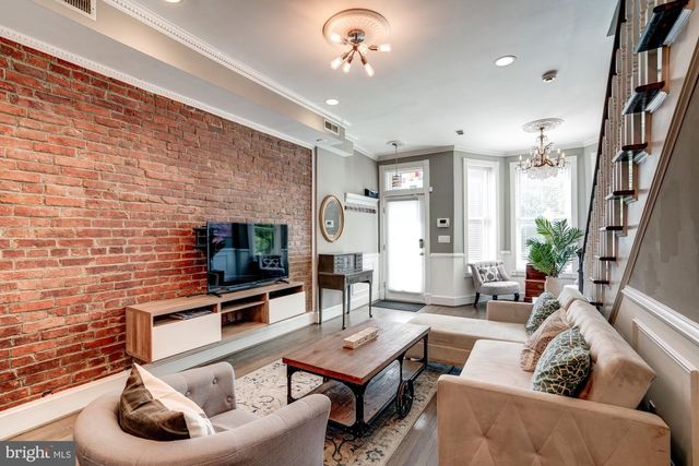 1016 G ST SE, Washington, DC 20003