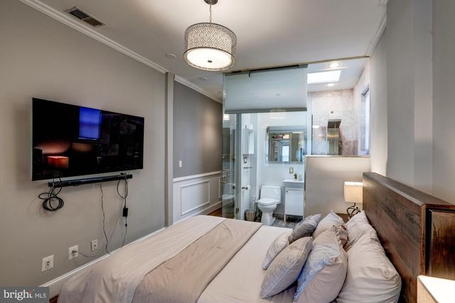 1016 G ST SE, Washington, DC 20003