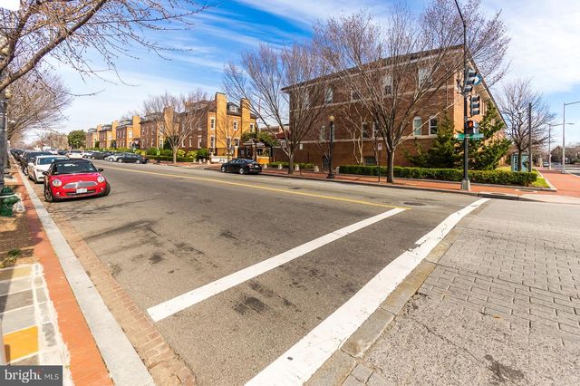 1016 G ST SE, Washington, DC 20003